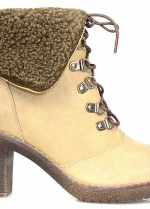 Жіночі черевики зима plato jc2605