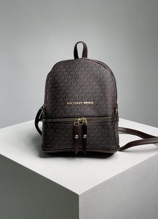 Женский рюкзак премиум качества в брендовом стиле