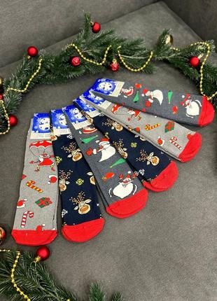 ❄️зимові, теплі новорічні шкарпетки - це відмінний варіант для подарунка, який підніме настрій та зігріє в холодну погоду!
