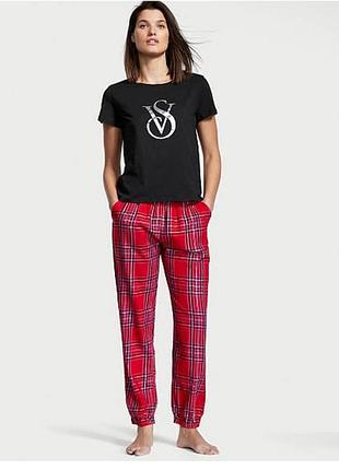 Піжама victoria's secret з футболкою, футболка і штани