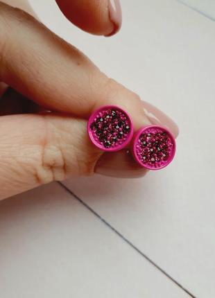 Розовые серьги новые круглые с камушками4 фото