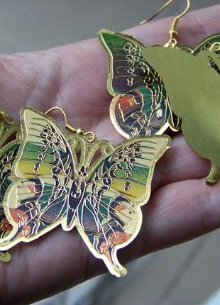Серьги-бабочки под золото с чеканкой и цветной глазурью5 фото