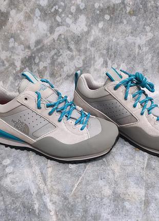 Жіночі трекінгові косівки the north face verto