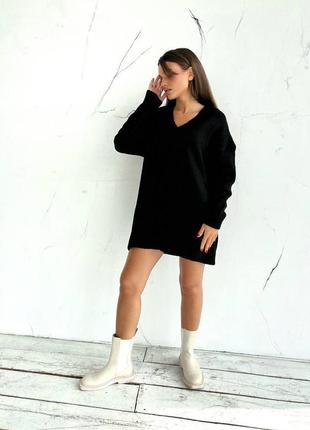 Светр - туніка в стилі oversize