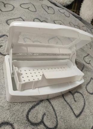 Контейнер для дезинфекции маникюрных инструментов