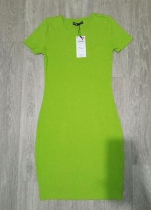 Новое платье зеленого цвета