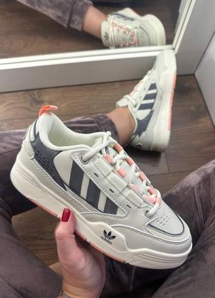 Красивейшие женские кроссовки adidas adi2000 light grey светло-серые