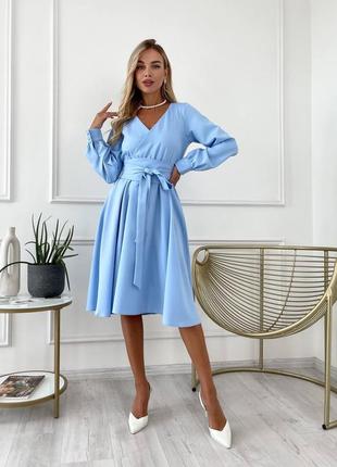 Стильна ніжна блакитна нарядна святкова сукня