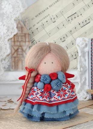 Лялька в українському стилі3 фото