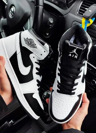 Зимние мужские кроссовки nike air air jordan 1 retro бело/черные