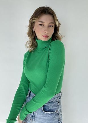 Женская водолазка гольфик кофта гладкая зеленая