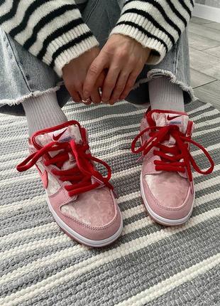 Nike sb dunk low x strange love valentine's day5 фото