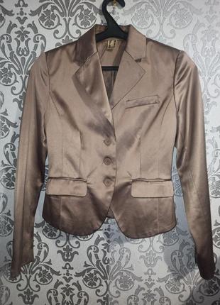Блестящий светло-коричневый пиджак, размер 44