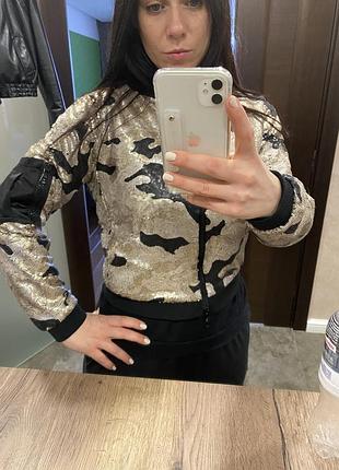 Куртка , вітровка, паєтки бомбер