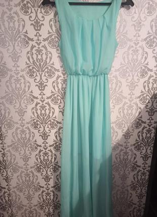 Длинное голубое легкое платье, размер 42/44