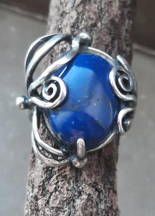 Дизайнерский мельхиоровый посеребренный узорчатое кольцо с очень красивым естественным ляпис лазуритом1 фото