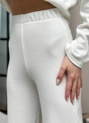 Костюм в рубчик білий/молочний широкі штани кофта светр святковий теплий двійка гольф водолазка8 фото