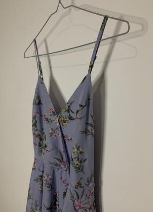 Нежно-фиолетовое платье миди2 фото