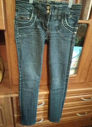 Джинси