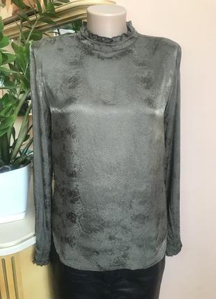 Фирменная блуза с высоким горлом от coates 38, m вискоза