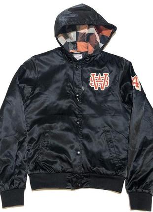 Женский бомбер nike sportswear nsw ladies womens sthermore satin hooded varsity jacket куртка