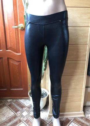 Тонкие кожаные лосины