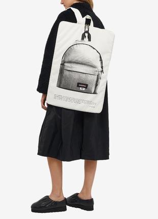 Рюкзак сумка mm6 maison margiela x eastpak poster bag10 фото