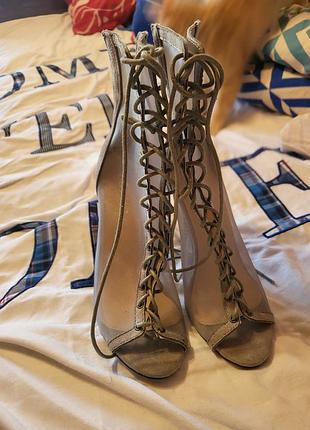 Туфлі для хілсу