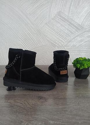Зимние замшевые угги для девочки чёрные