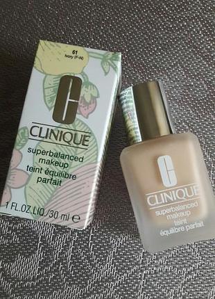 Тональный крем clinique