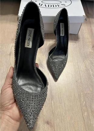 Нарядні святкові туфлі steve madden5 фото