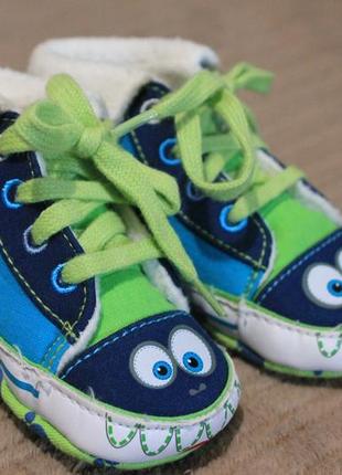 Пінетки з вічками george на 3-6 місяців