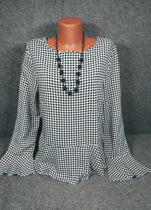 Элегантная блуза из вискозы в черно-белую клетку 48-50 размера9 фото