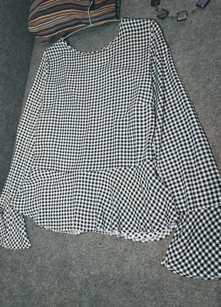 Элегантная блуза из вискозы в черно-белую клетку 48-50 размера4 фото