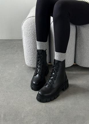Женские кожаные ботинки ботинки из натуральной кожи на зиму и демисезон бежевые черные7 фото