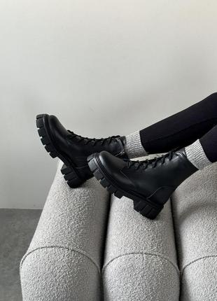Женские кожаные ботинки ботинки из натуральной кожи на зиму и демисезон бежевые черные6 фото