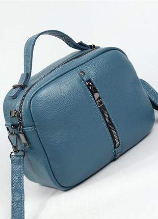Блакитна жіноча шкіряна маленька сумка крос боді через плече з ручкою3 фото