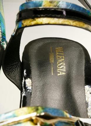 Босоножки vallenssia 38-39