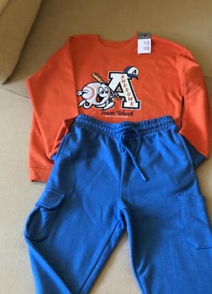 Костюм новый и теплый 128 размер