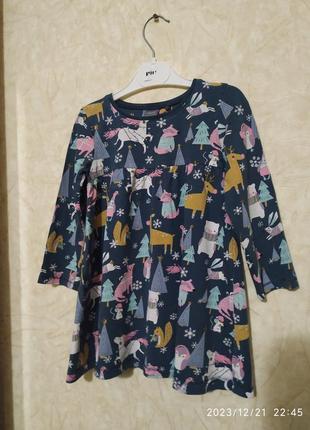 Сукня на дівчинку на 2-3 роки