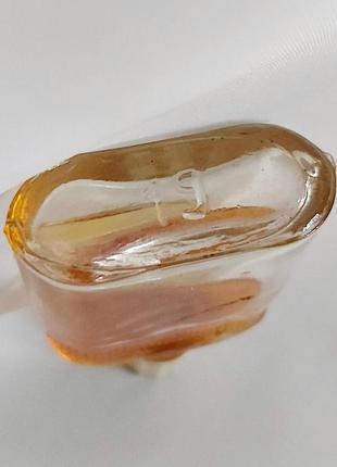 Парфюм красный москва винтаж