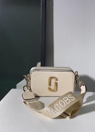 Сумка кроссбоди marc jacobs the snapshot beige/gold