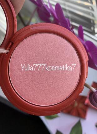 Сияющие розовые румяна kiko milano wonder woman