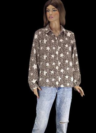 Брендова блузка "tu" з комбінованим принтом леопард + зірки. розмір uk18.7 фото