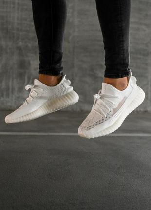 Кросівки adidas yeezy boost 350 v2 "triple/white" кроссовки2 фото