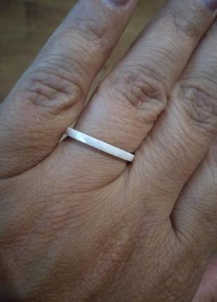 Новое кольцо из белой ювелирной керамики "грани"5 фото