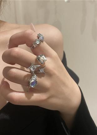 Женское регулируемое кольцо с камнями блестками стразами, стильное, модное блестящее украшения массивное, подарок акция скидка5 фото