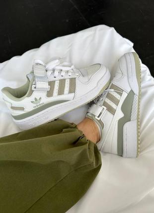 Жіночі кросівки adidas forum low “white/olive” premium1 фото