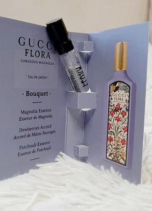 Gucci flora gorgeous magnolia💥оригинал миниатюра пробник 1,5 мл mini spray в книжке6 фото