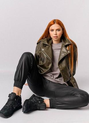 Женские зимние кроссовки nb 574 high all black suede fur3 фото